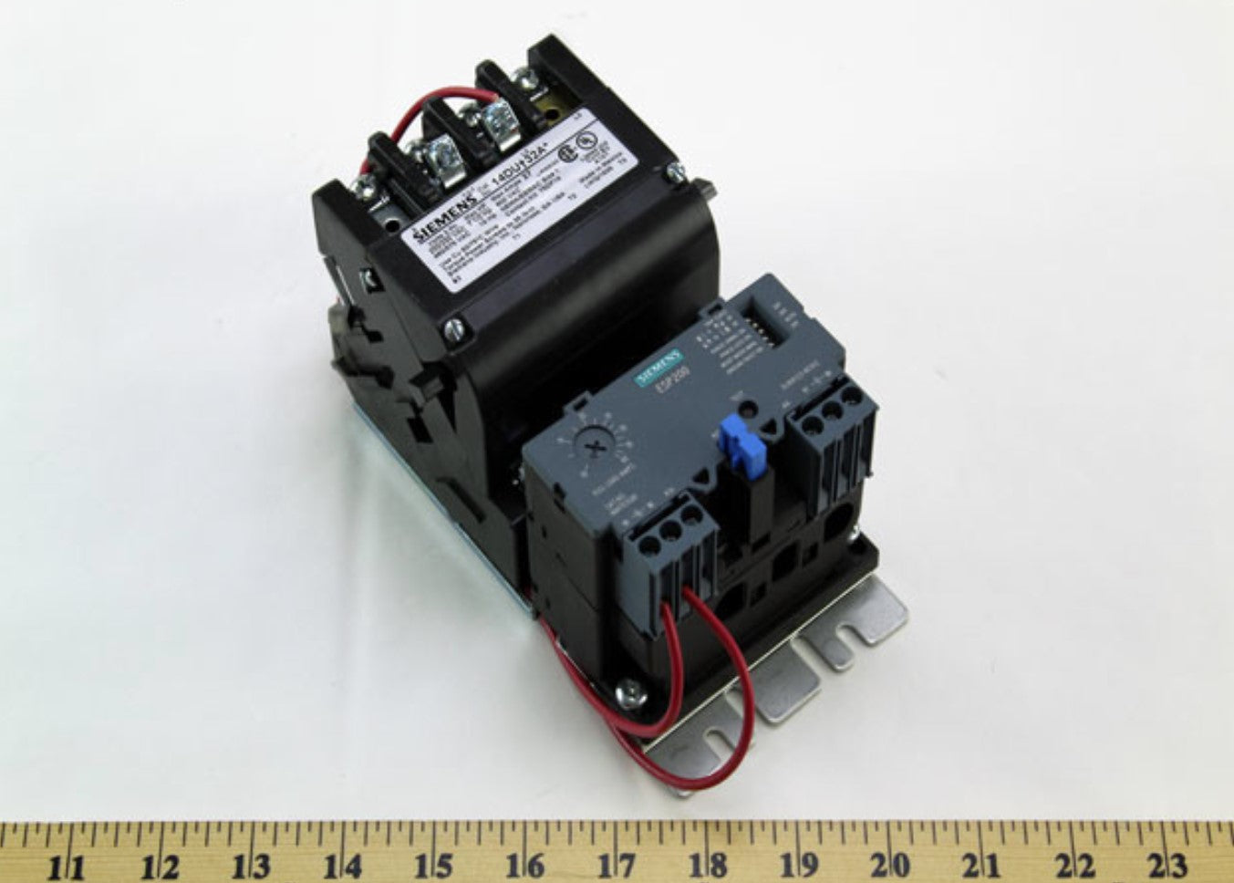 Siemens Industrial Controls | 14DUE32AD | 200-208V 3-Phase AC Motor
