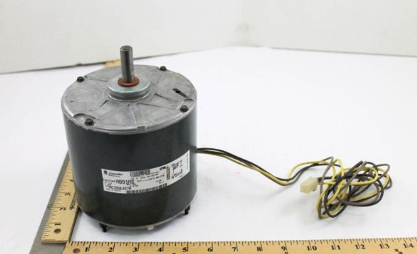 International Comfort Products | 1174749 | 1/4HP 460V 825 RPM Single Phase AC Motor