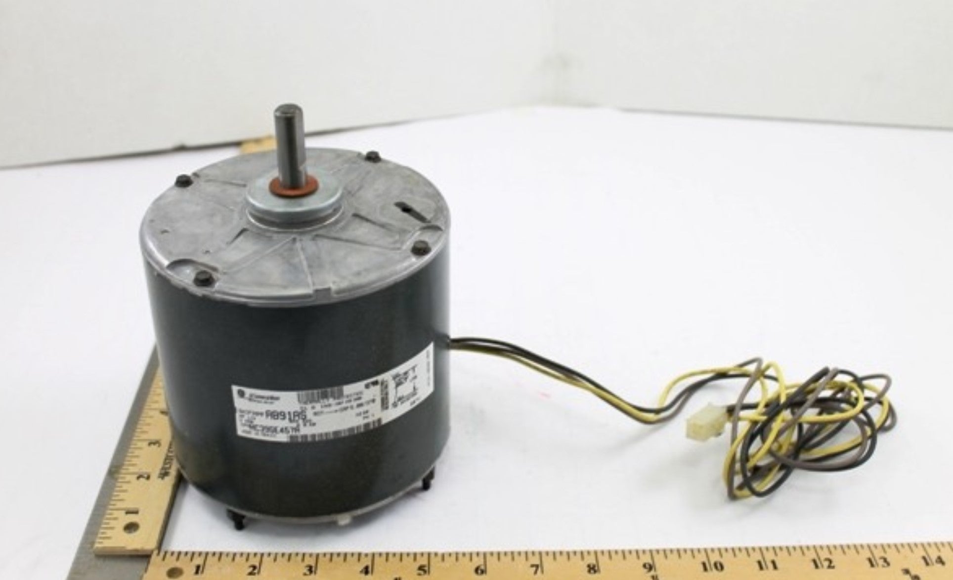 International Comfort Products | 1174749 | 1/4HP 460V 825 RPM Single Phase AC Motor