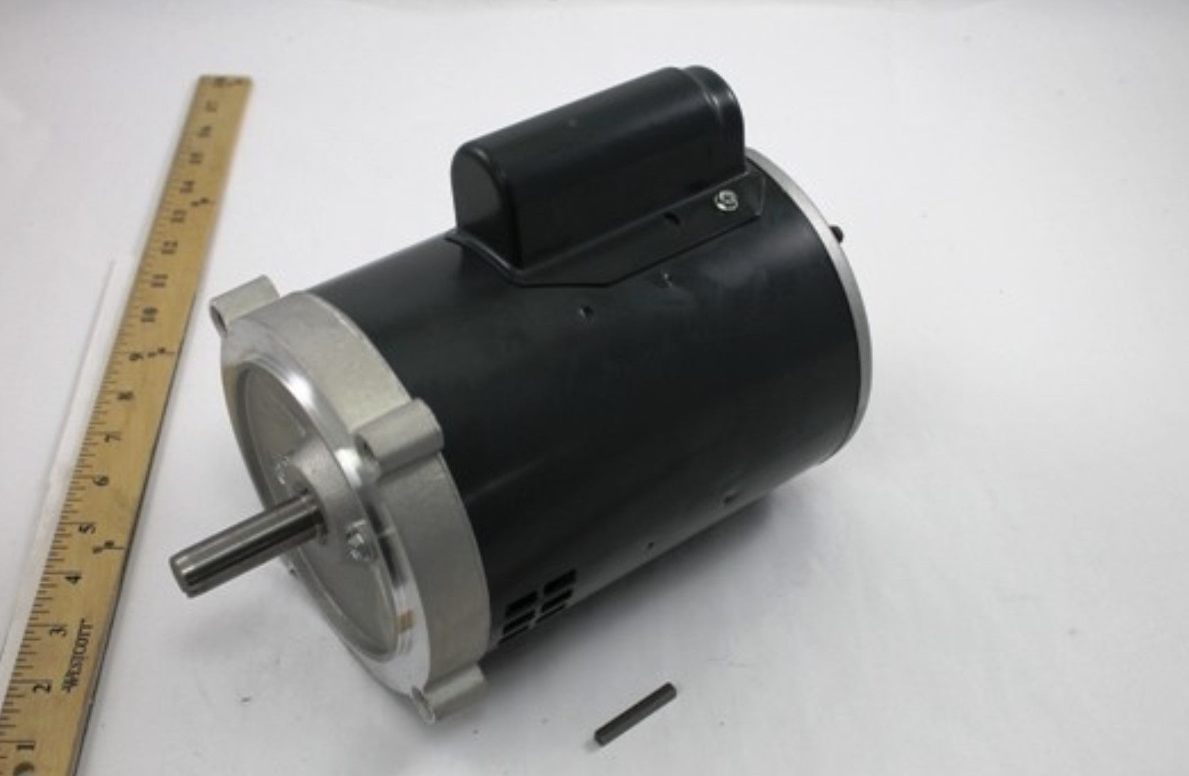 Regal Rexnord - MARATHON/LEESON | O211 | 1/3HP 115/208-230V 3450 RPM Single Phase AC Motor