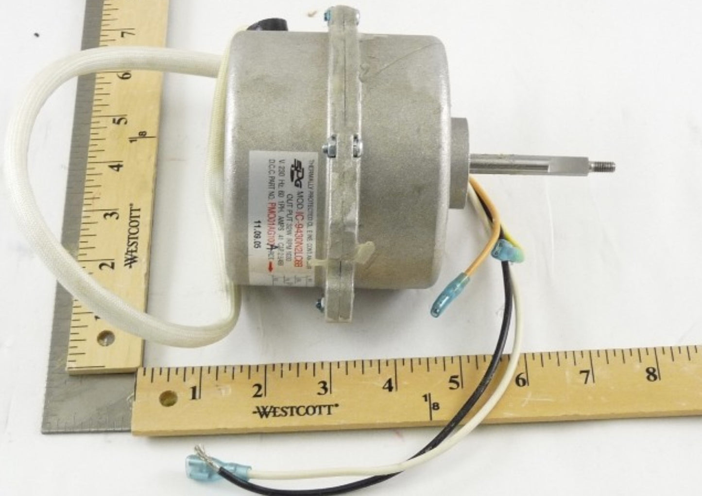 Carrier | PMO01AG100A | 230V 1030 RPM Single Phase Fan Motor